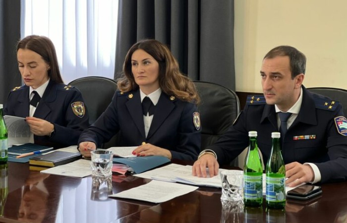 В Министерстве юстиции Республики Абхазия под председательством И. о. заместителя министра юстиции Руслана Лагвилава состоялось заседание аттестационной комиссии.